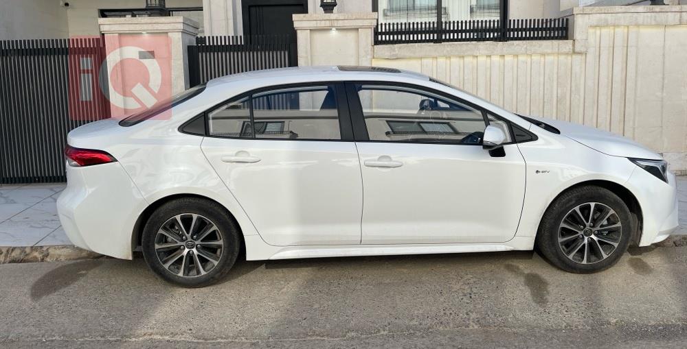 تۆیۆتا کۆرۆلا